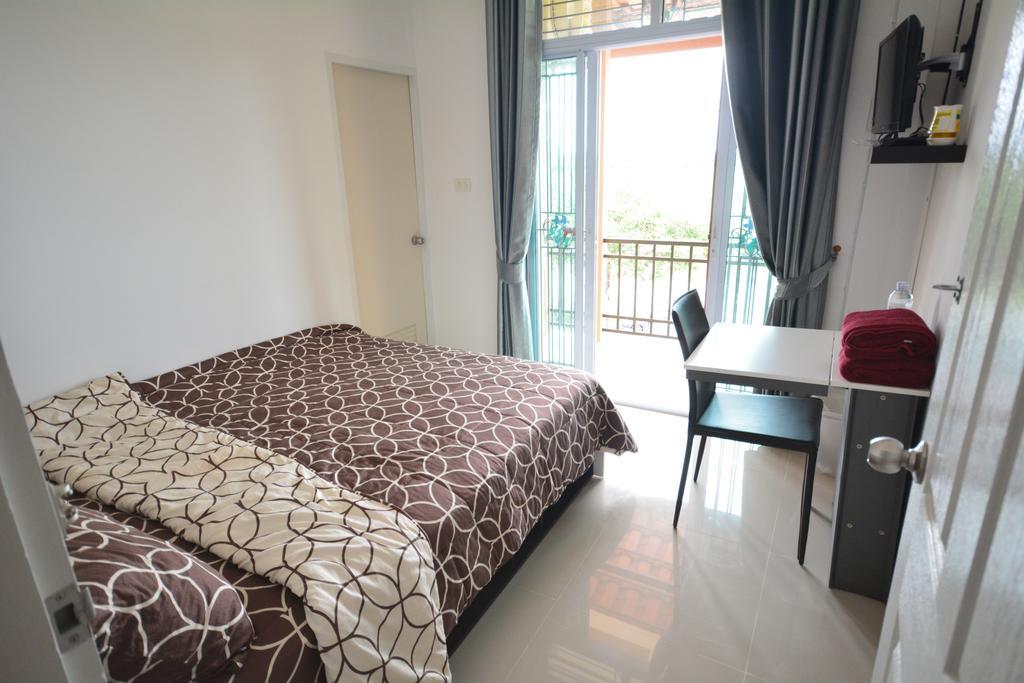 Jc Guesthouse @ Suratthani Airport Szuratthani Kültér fotó