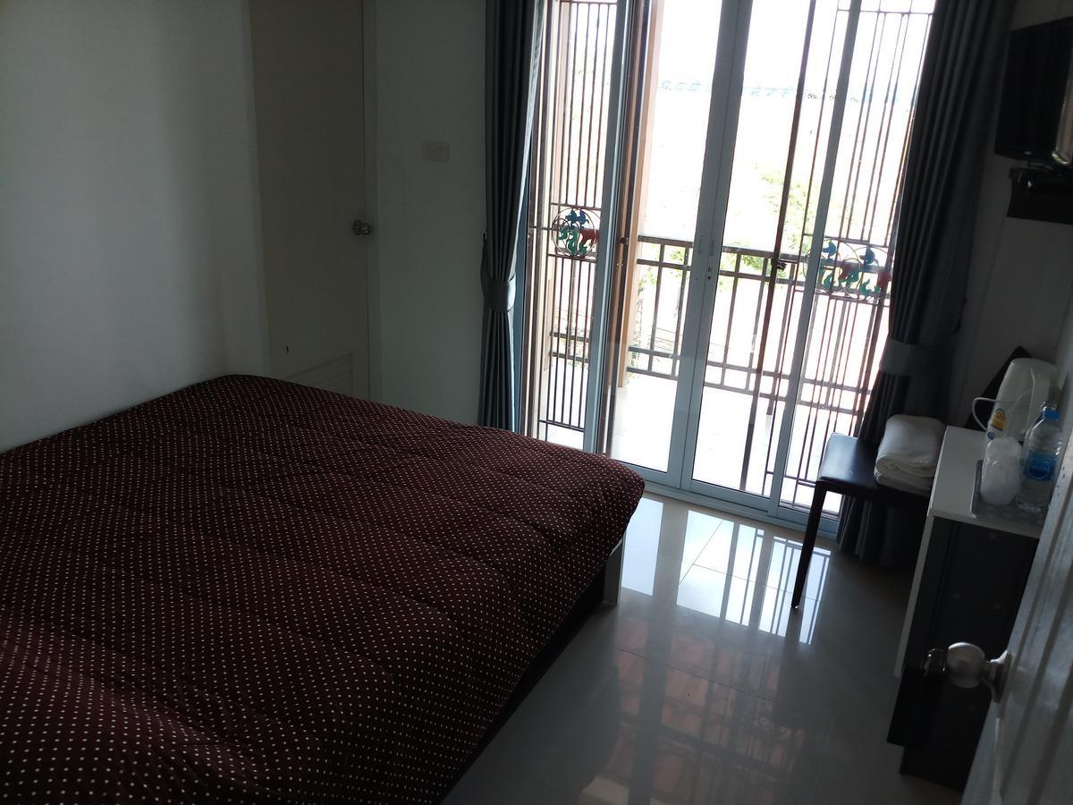 Jc Guesthouse @ Suratthani Airport Szuratthani Kültér fotó