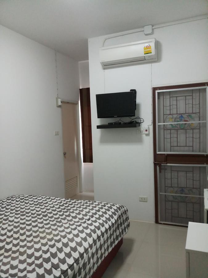 Jc Guesthouse @ Suratthani Airport Szuratthani Kültér fotó
